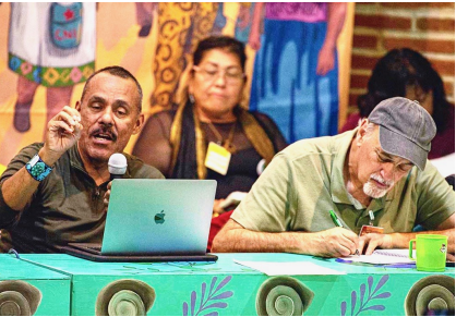 Carlos González. Defendiendo la vida